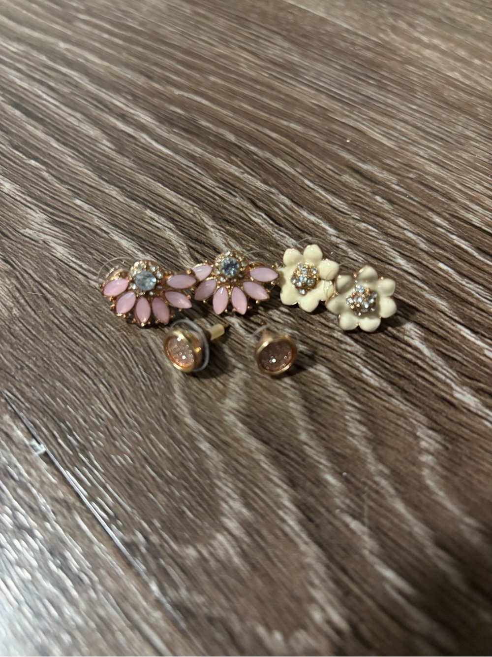 Forever 21 Pink, Cream and Gold Floral Stud Earring Trio